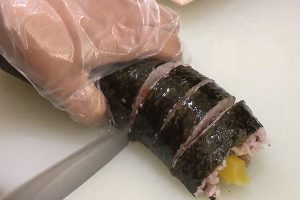 Cơm cuộn lá kim Kimbap trở nên nổi tiếng tại Mỹ nhờ TikTok