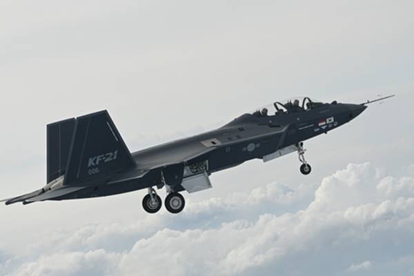 Doanh nghiệp hàng không vũ trụ Hàn Quốc ký hợp đồng sản xuất đại trà 20 chiến đấu cơ KF-21